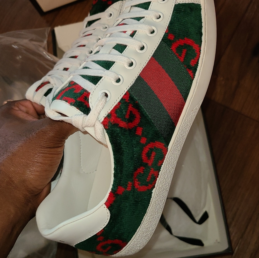 Authentic Gucci Ace